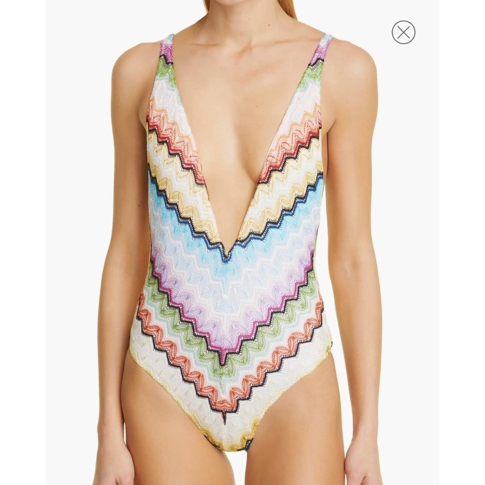 Missoni Zigzag One-Piece Swimsuit Size 42 sliming neck line granny core cottage
